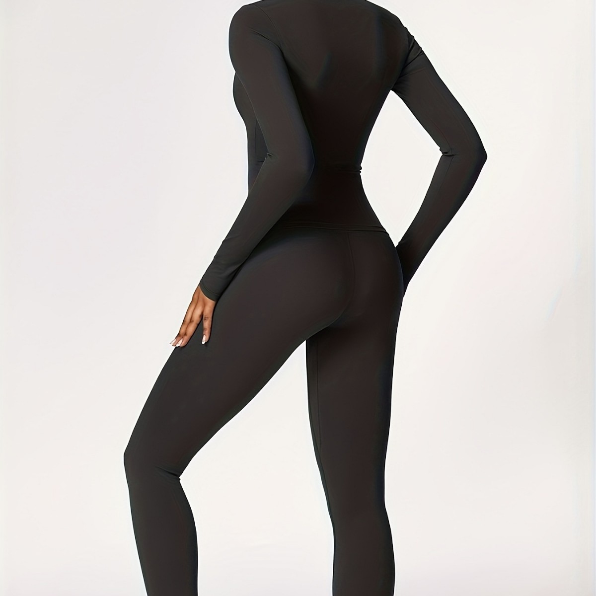 Conjunto de ioga justo e slim, - Yoga & Fitness Classes By Niharika Zirakpur Reviews avaliação e preço